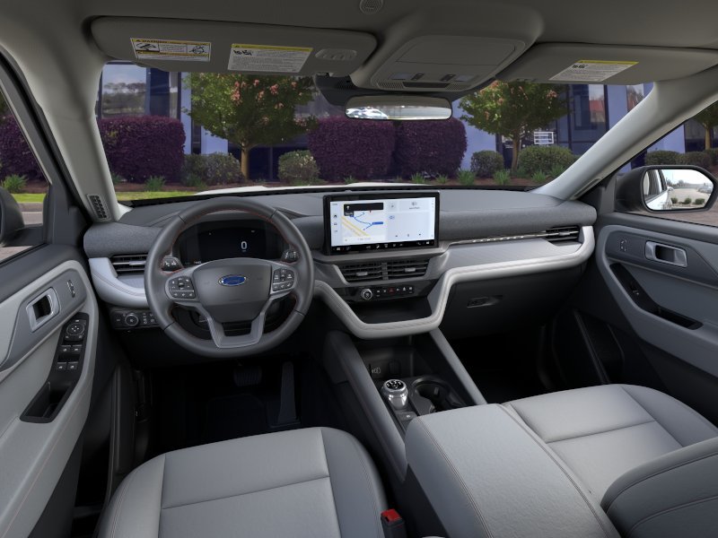 New 2026 Star White Metallic Tri-Coat Ford Active image 9