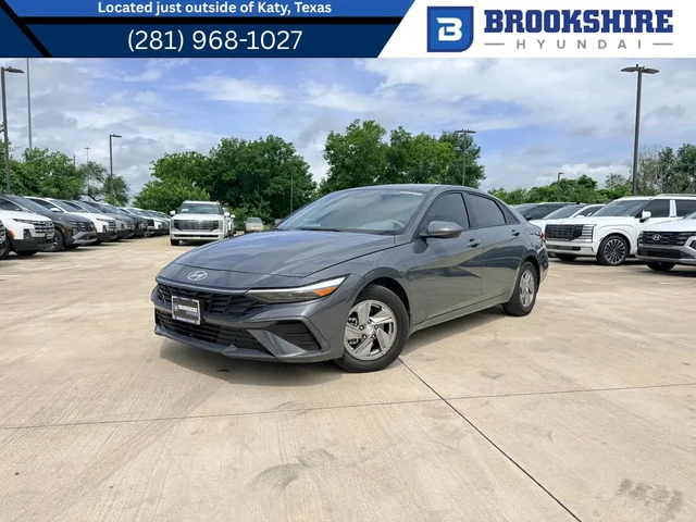 2024 Hyundai Elantra SE