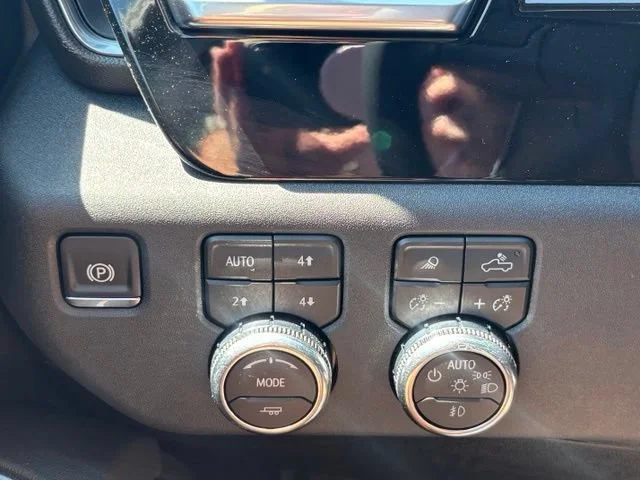 2026 GMC Sierra 2500HD SLT - Photo 33