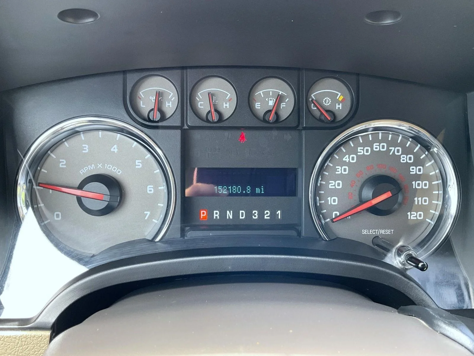 Used 2010 Gold Ford XLT image 15