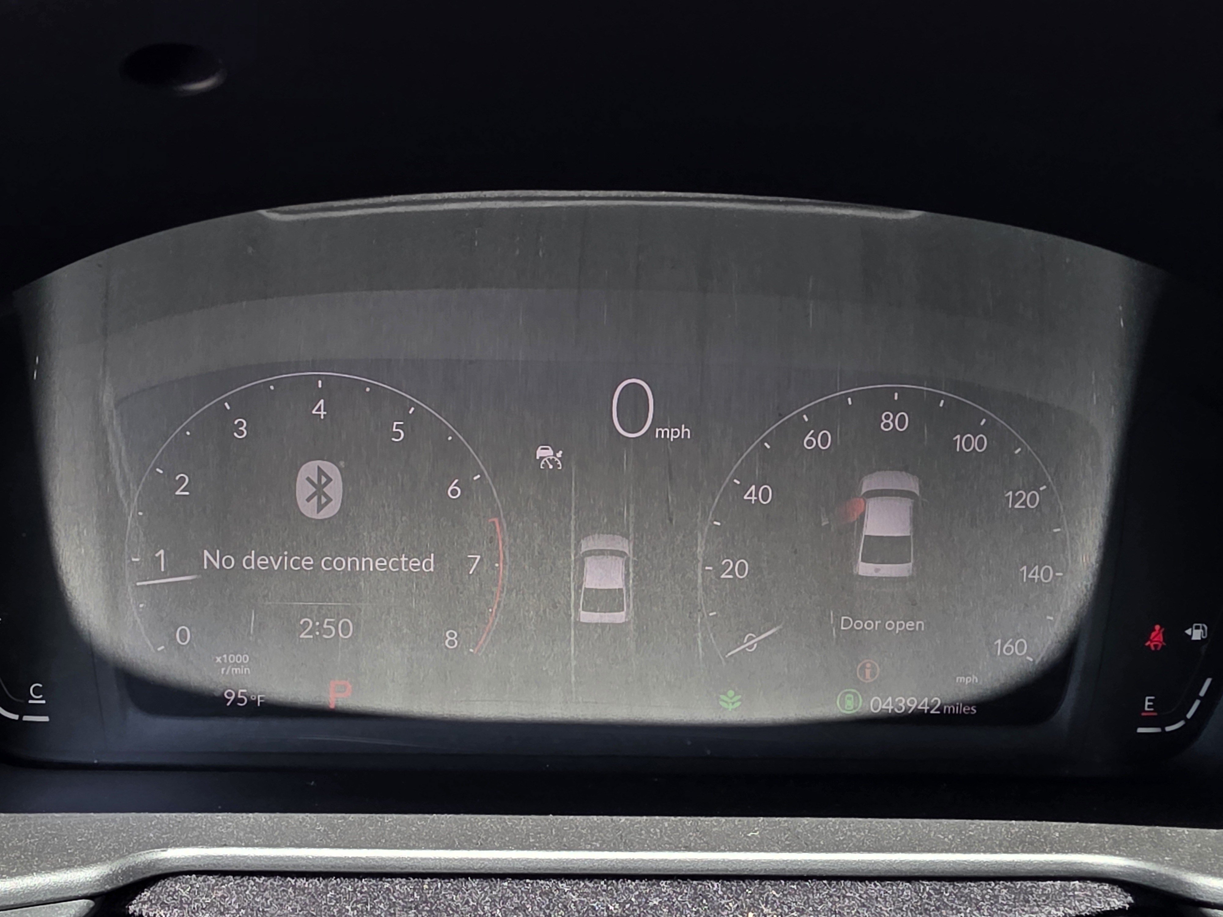 Used 2025 Urban Gray Pearl Honda SE image 10