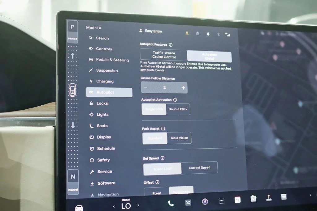 2022 Tesla Model X Base