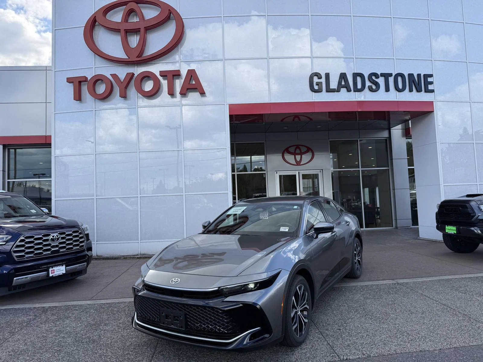 Used 2024 Heavy Metal Toyota XLE image 1
