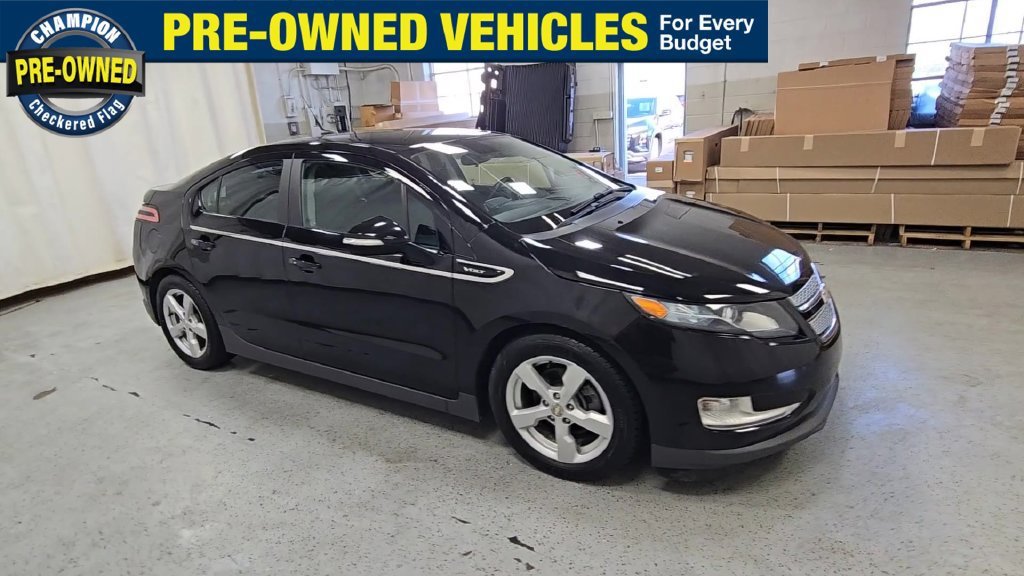 Used 2014 Chevrolet Volt Base with VIN 1G1RA6E41EU174252 for sale in Royal Oak, MI