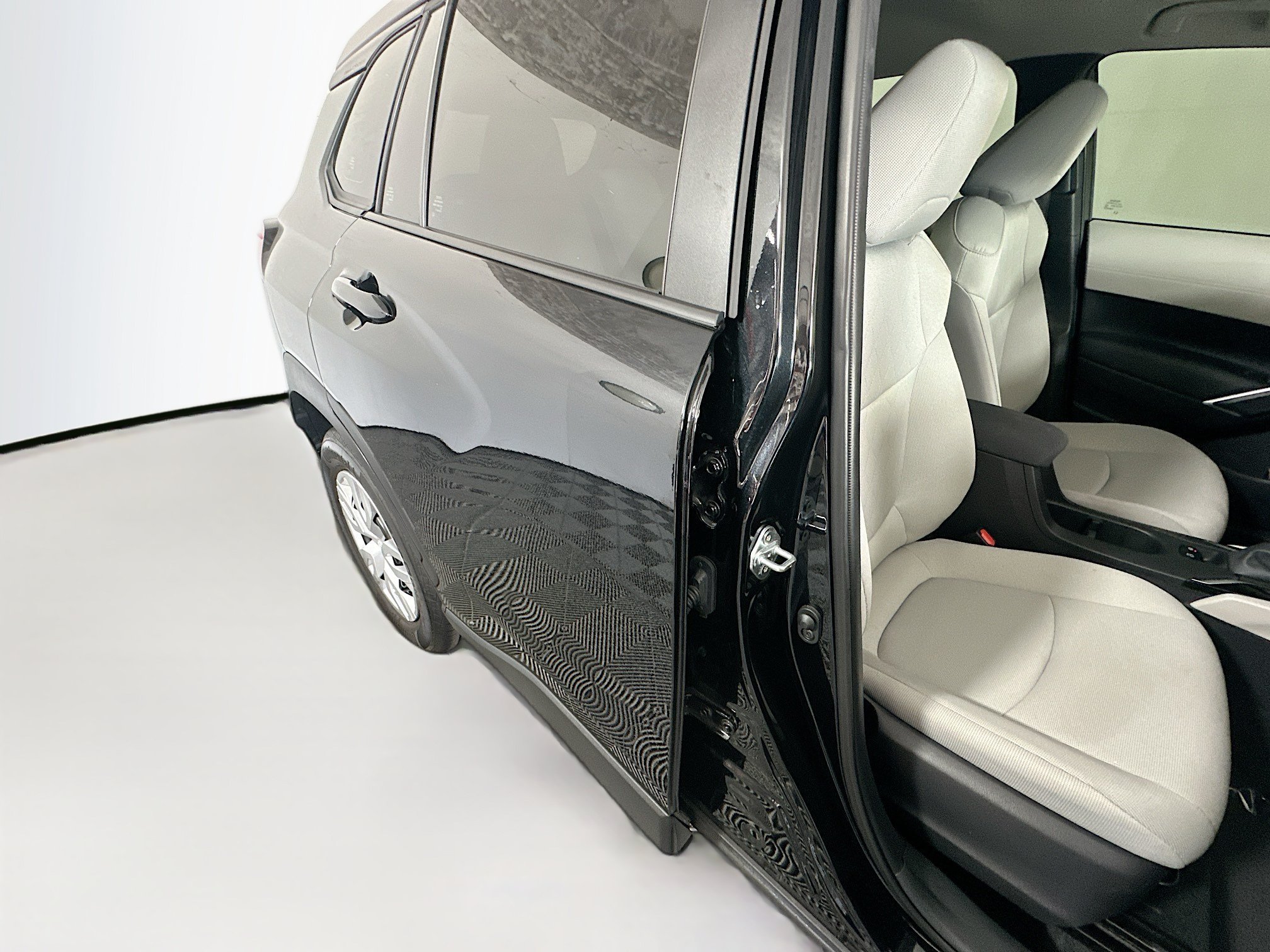 Used 2025 Jet Black Toyota L image 27