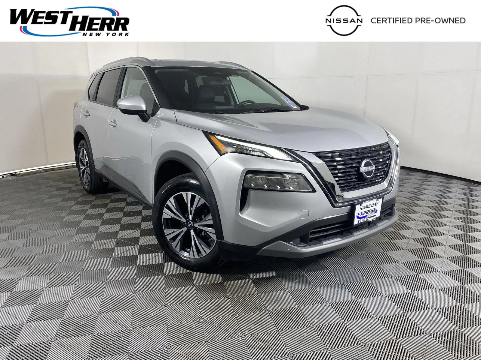 Certified Used 2023 Brilliant Silver Metallic Nissan SV image 1