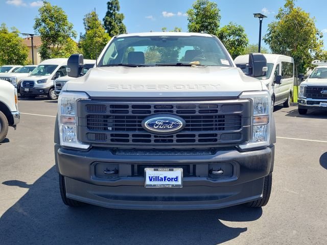 New 2026 Oxford White Ford F-550® XL image 19