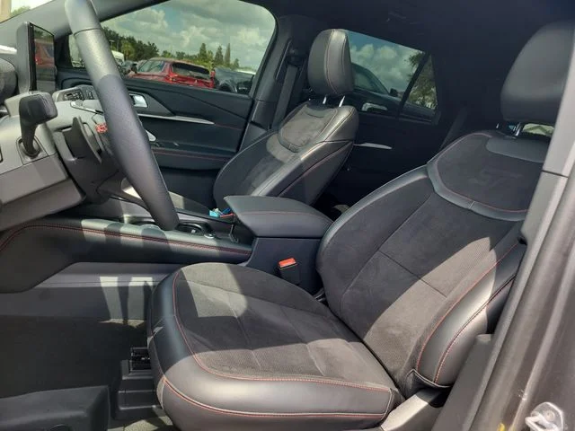 Used 2025 Gray Ford ST image 21