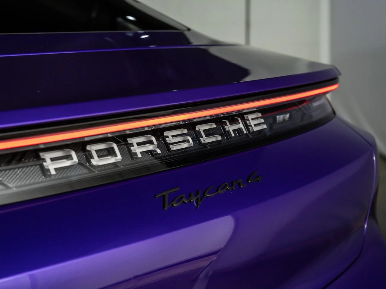 2025 Porsche Taycan Base - Photo 33