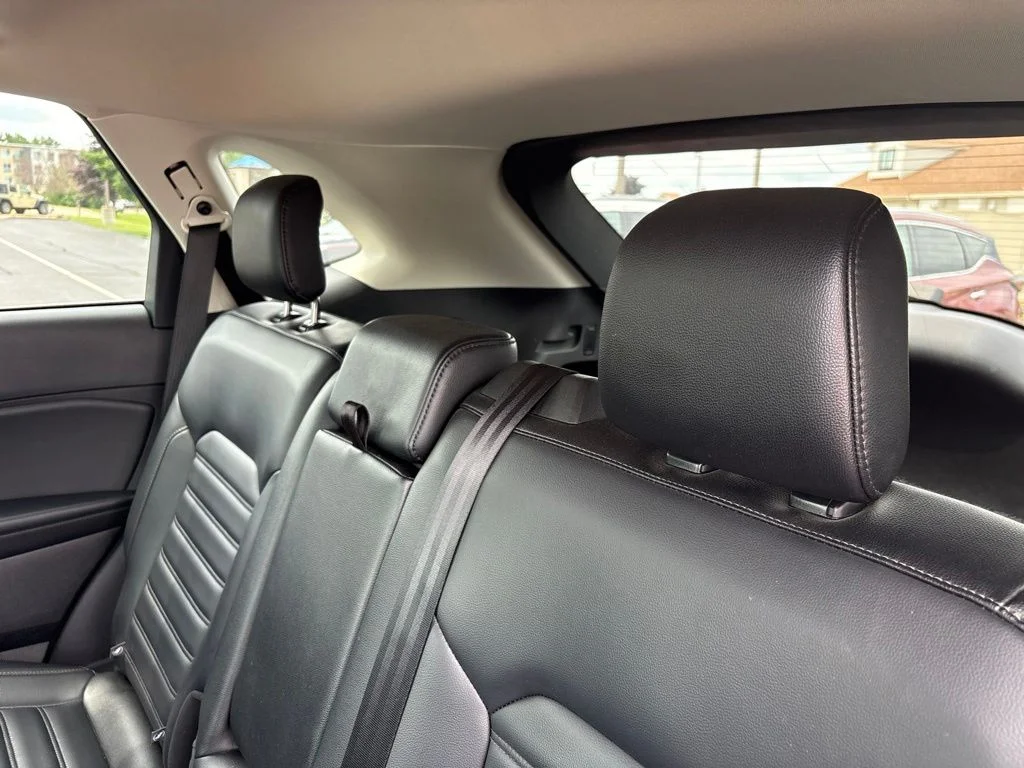 Used 2024 Agate Black Metallic Ford SEL image 25
