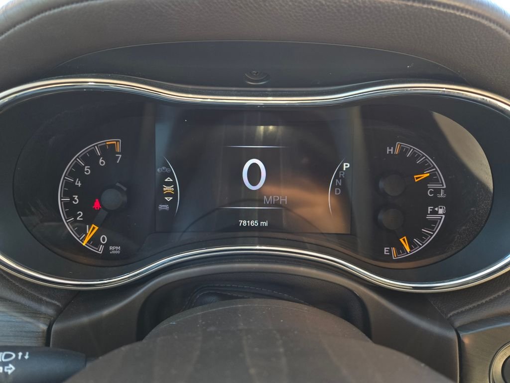 Used 2019 Red Jeep Overland image 21