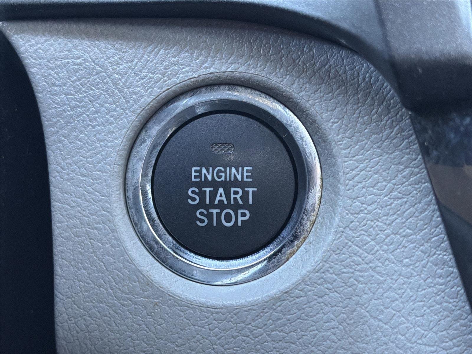 Used 2020 Predawn Gray Mica Toyota XLE image 11