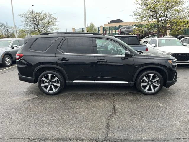 Used 2025 Black Honda Touring image 11