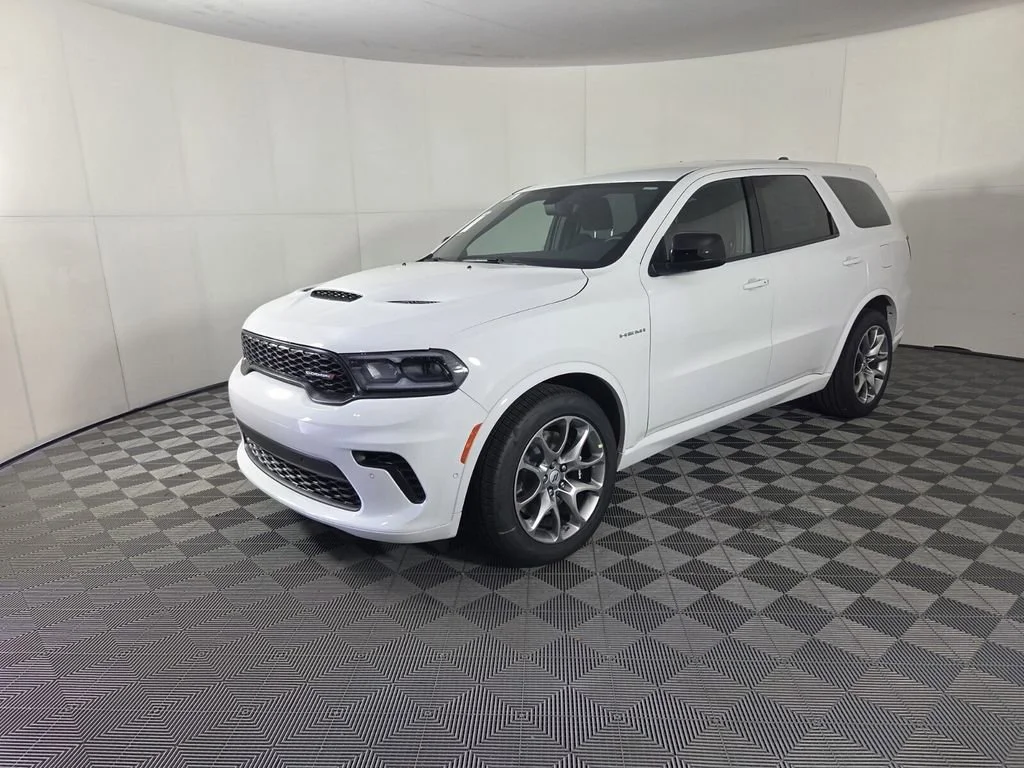 New 2026 White Knuckle Clear-Coat Exterior Paint Dodge GT HEMI V8 image 4