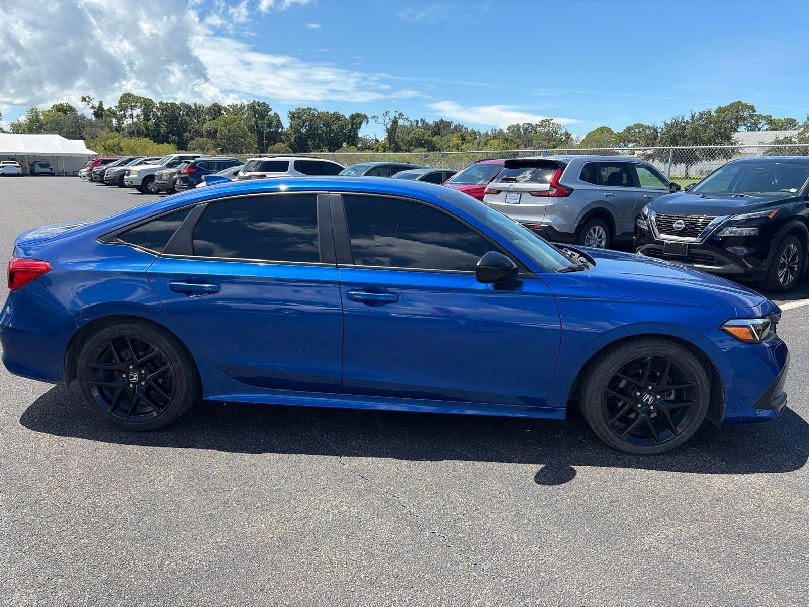 Used 2022 Blue Honda Sport image 8