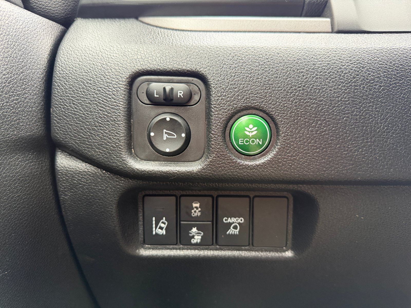 Used 2025 White Honda RTL image 17