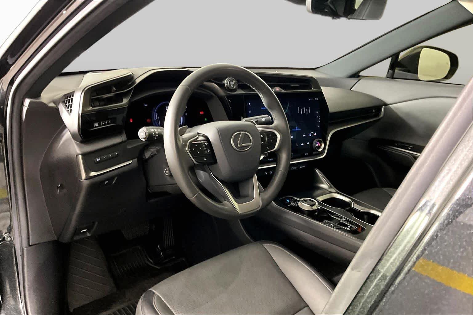 Used 2023 Caviar Lexus Premium image 15