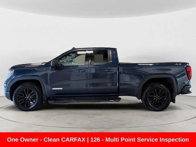 Used 2020 Pacific Blue Metallic GMC Elevation image 2