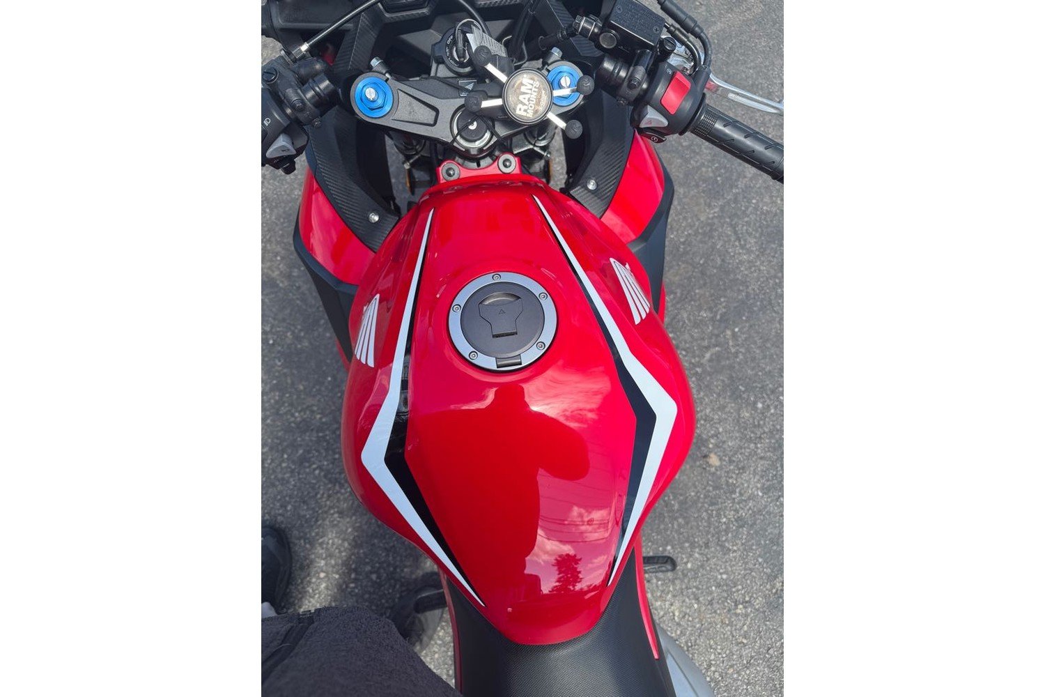 Used 2020 Red Honda MOCLE image 4