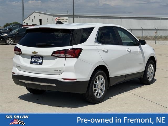 Used 2024 Summit White Chevrolet LT image 4