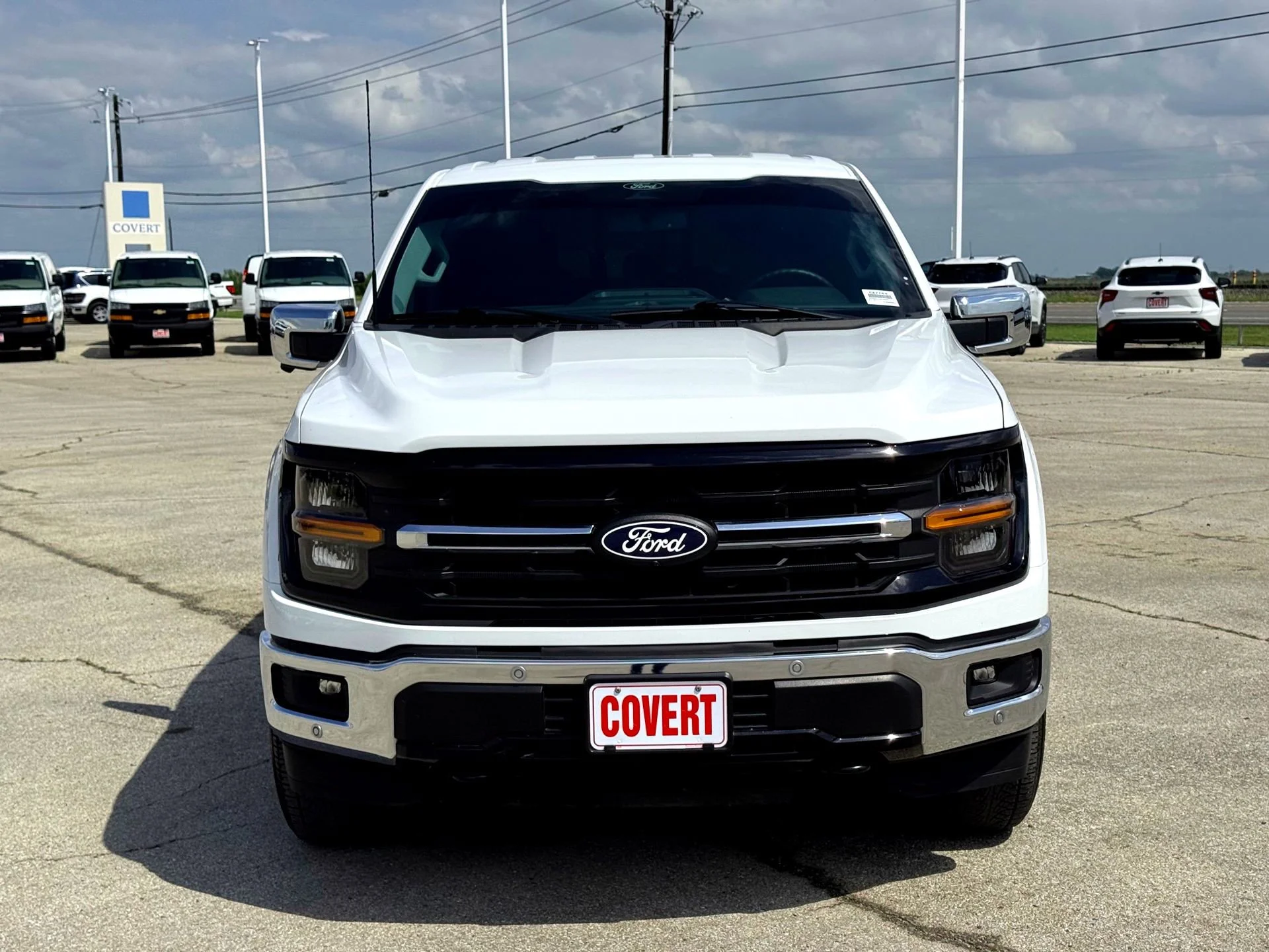 Used 2024  Ford XLT image 3