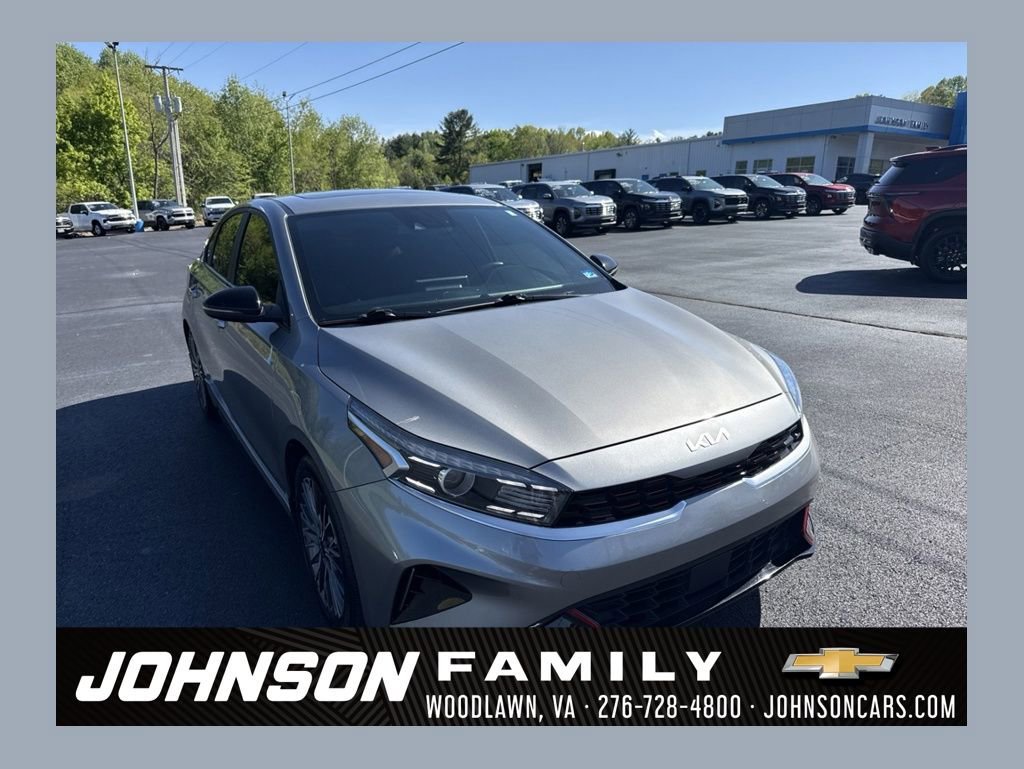 2023 Kia Forte GT-Line AT's photo
