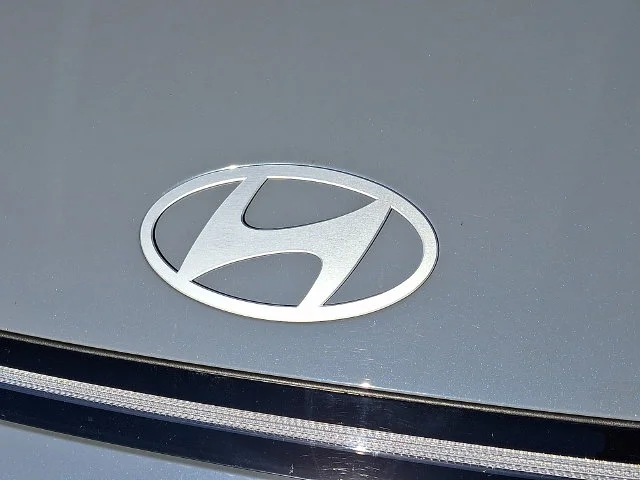 Used 2024 Blue Hyundai SEL image 29