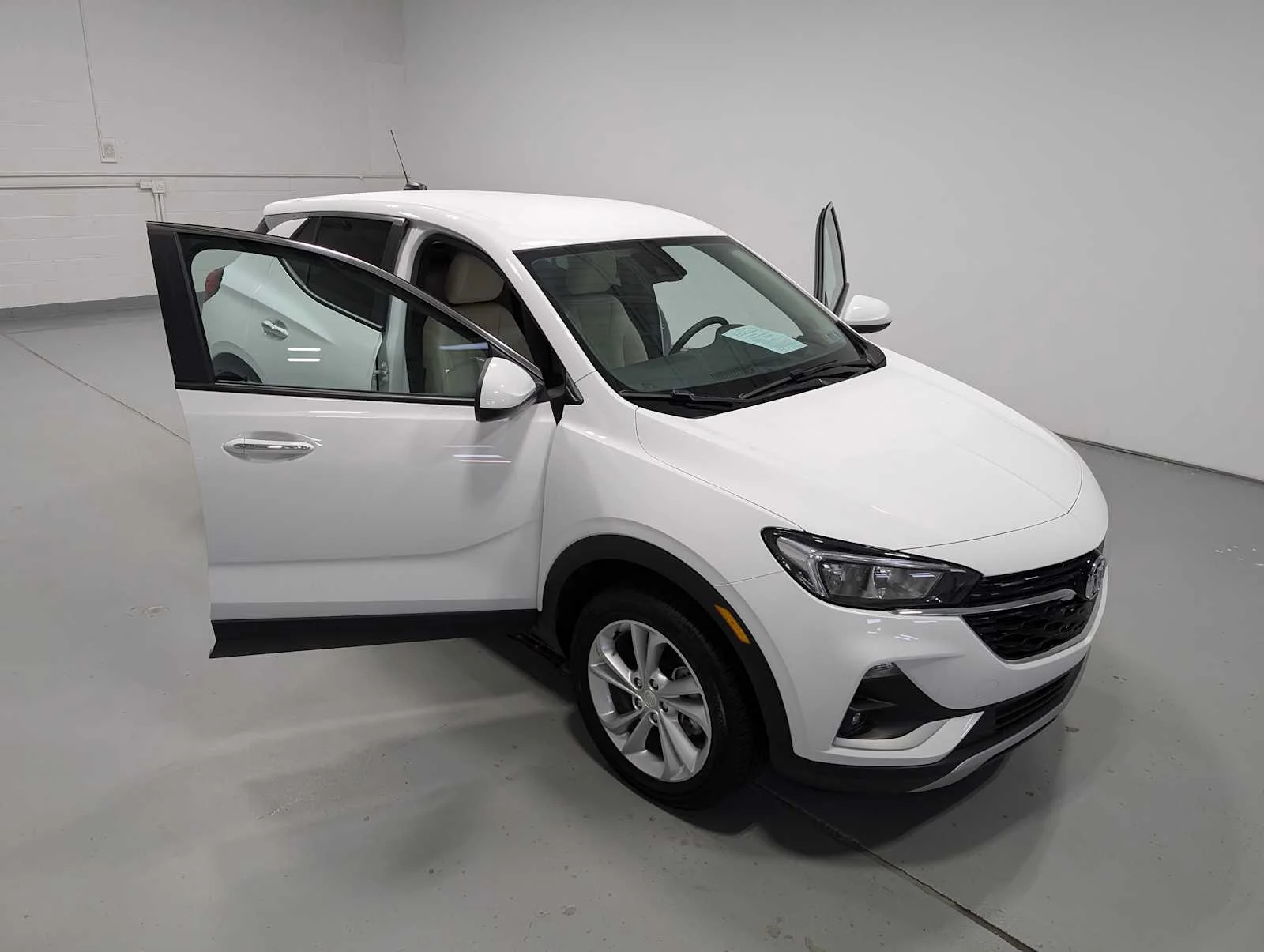 Used 2023 Summit White Buick Preferred image 16