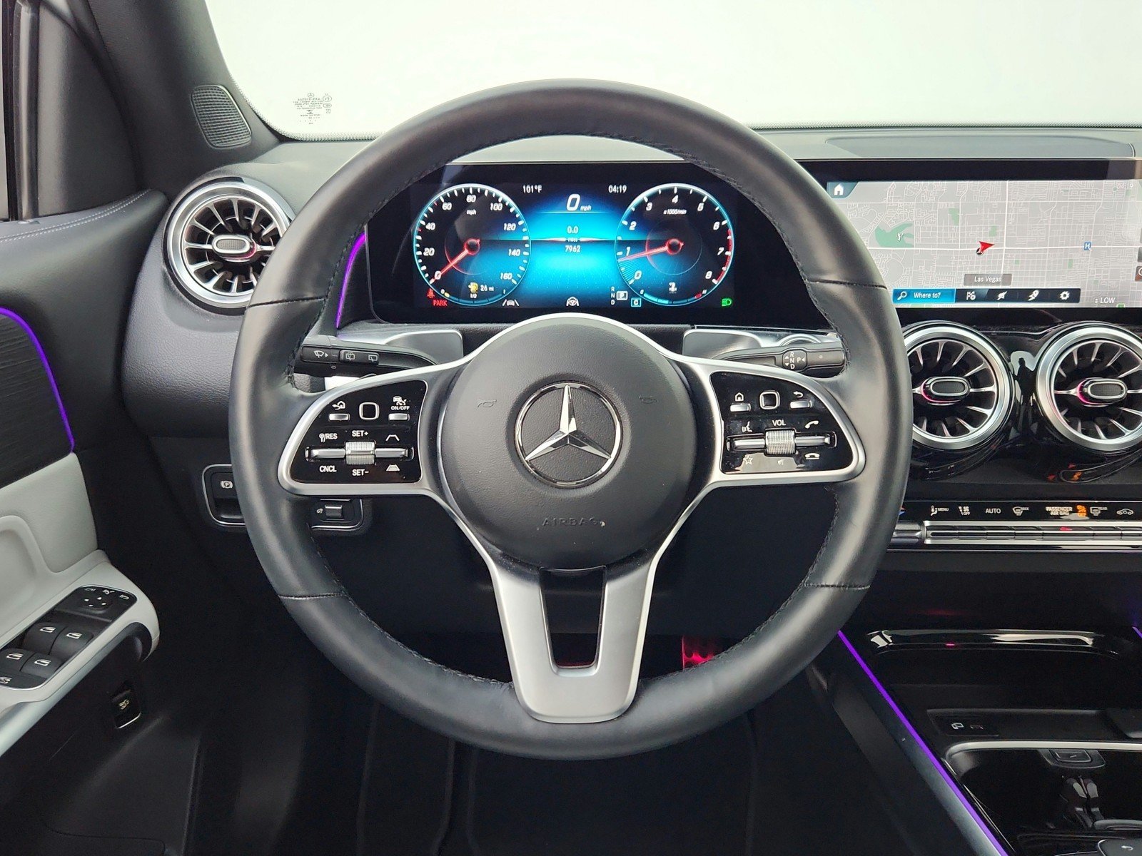 Certified Used 2022 Polar White Mercedes-Benz GLB 250 image 16