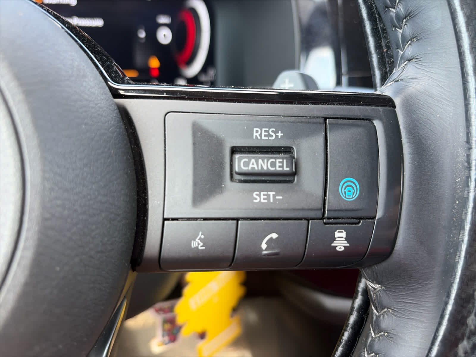Certified Used 2024 Super Black Nissan Platinum image 33