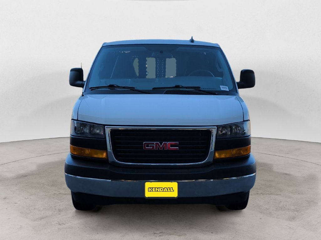 Used 2025 White GMC Work Van image 3