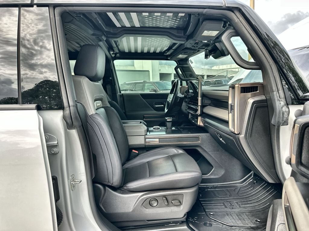 Used 2025 Interstellar White GMC 3X image 28