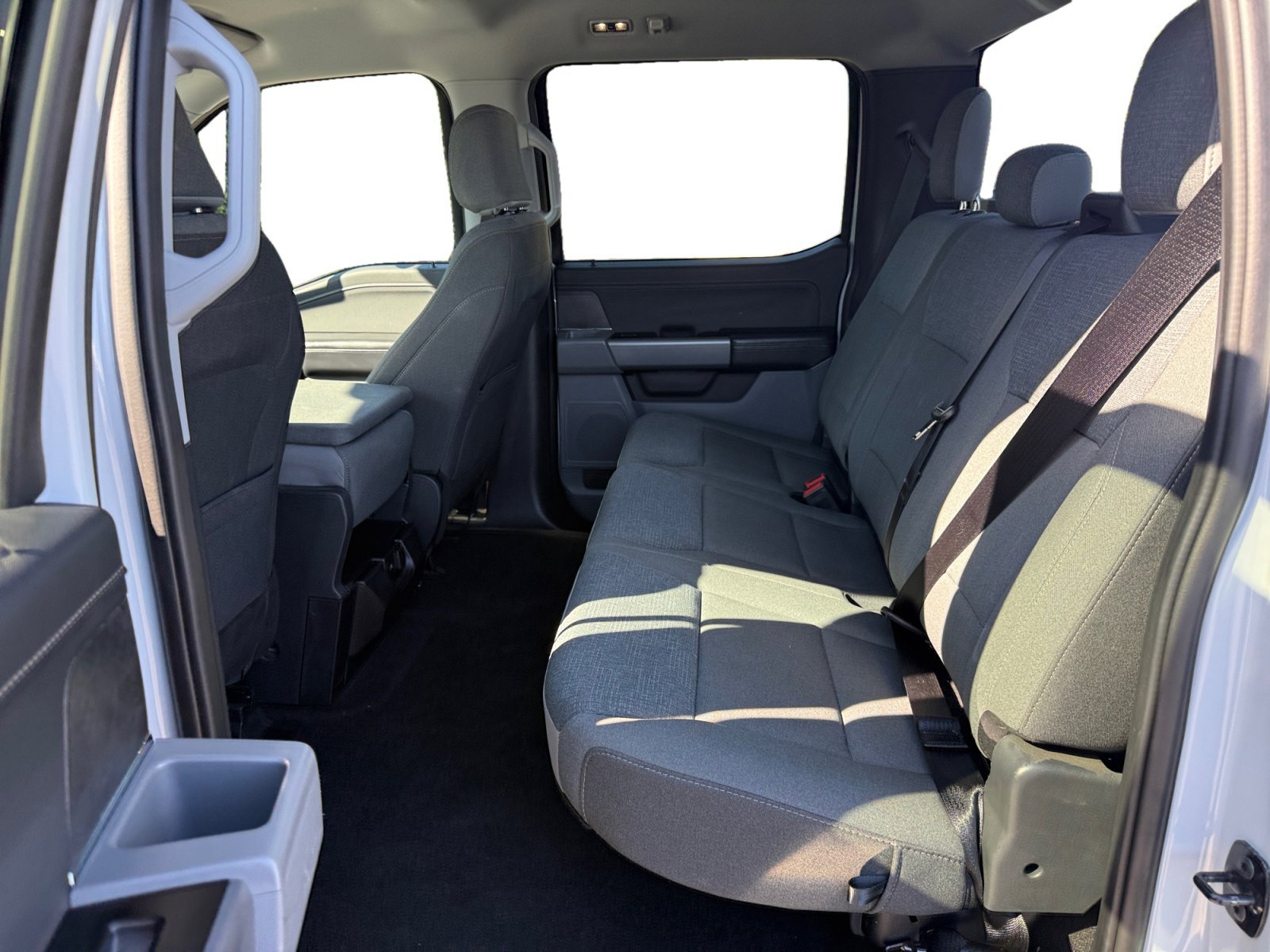 Certified Used 2025 White Metallic Ford XLT image 16