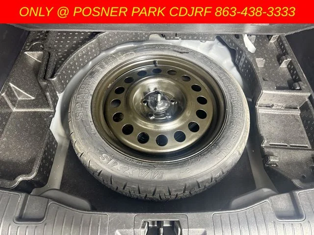 Used 2024 Gray Ford Active image 31