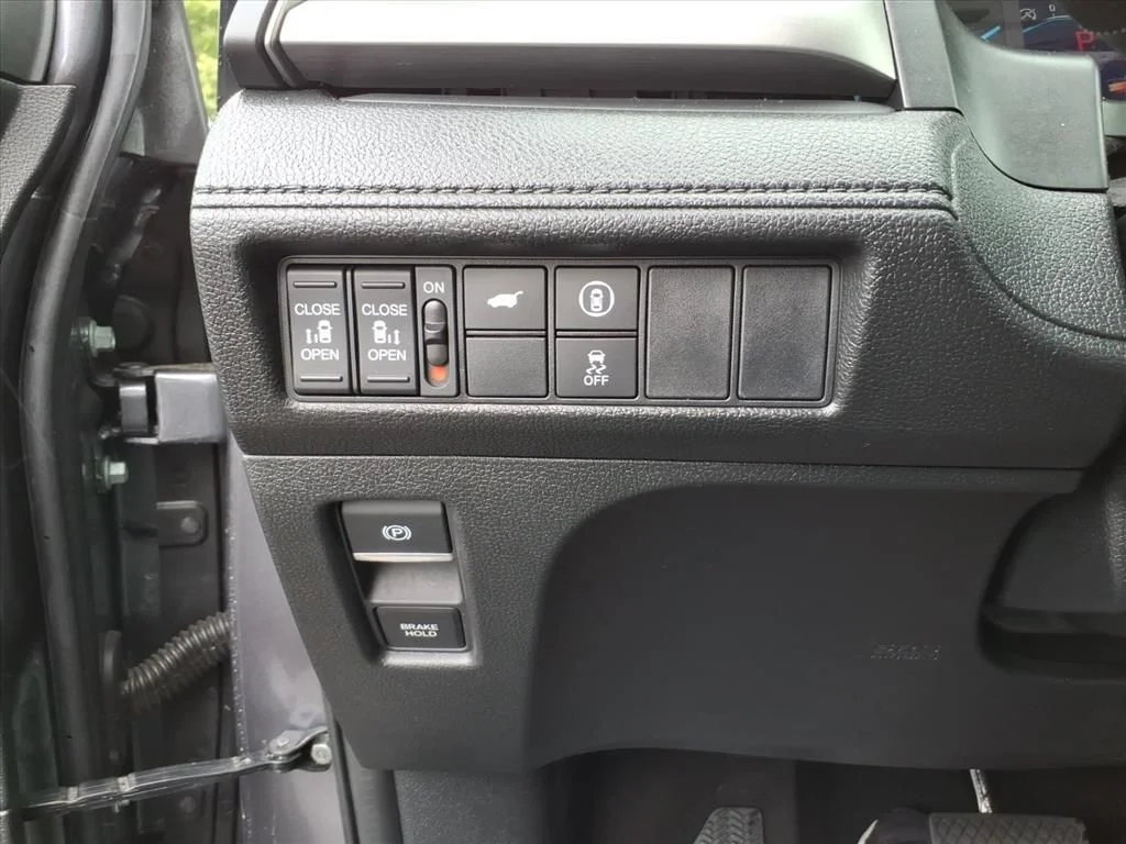 Used 2023 Gray Honda EX-L image 19