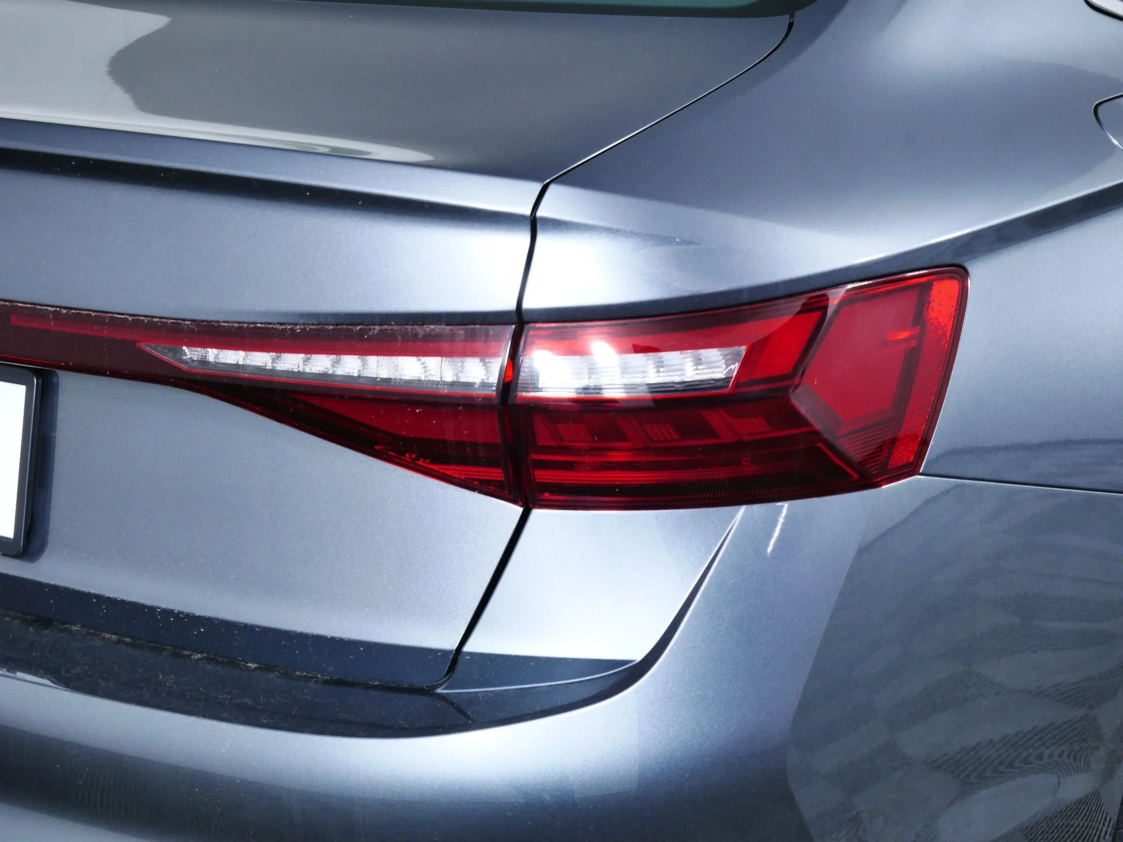 New 2026 Platinum Gray Metallic Volkswagen S image 11