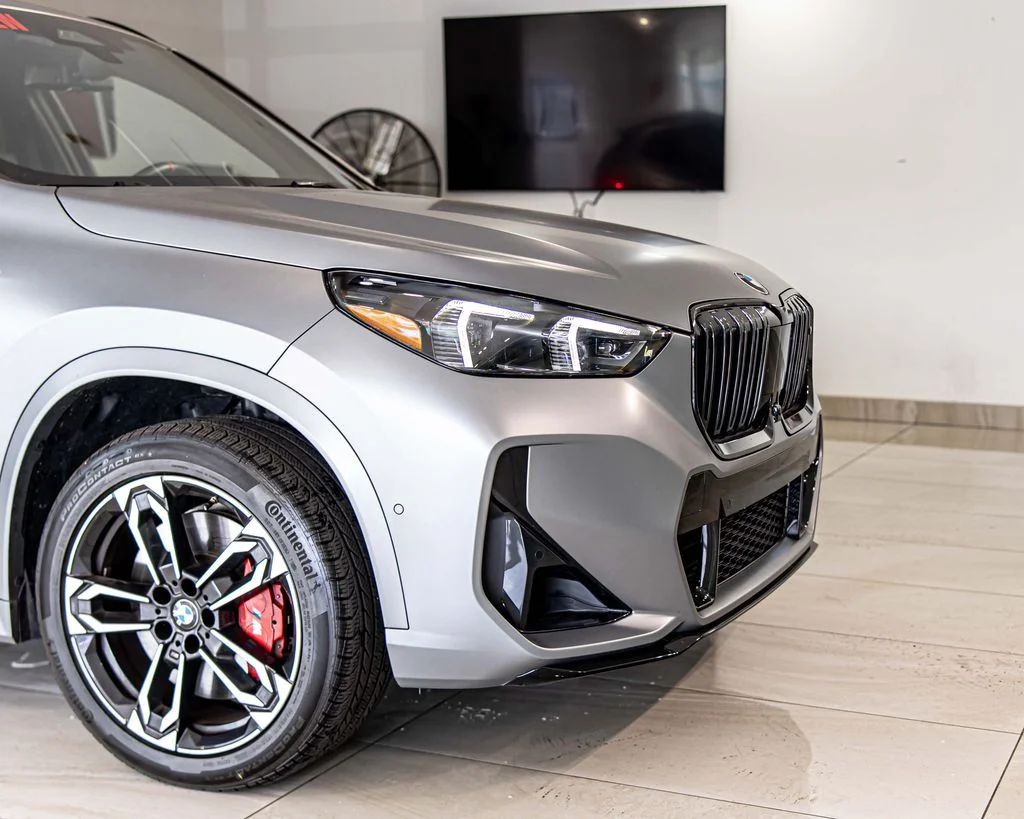 Used 2026 Gray BMW M35i image 3