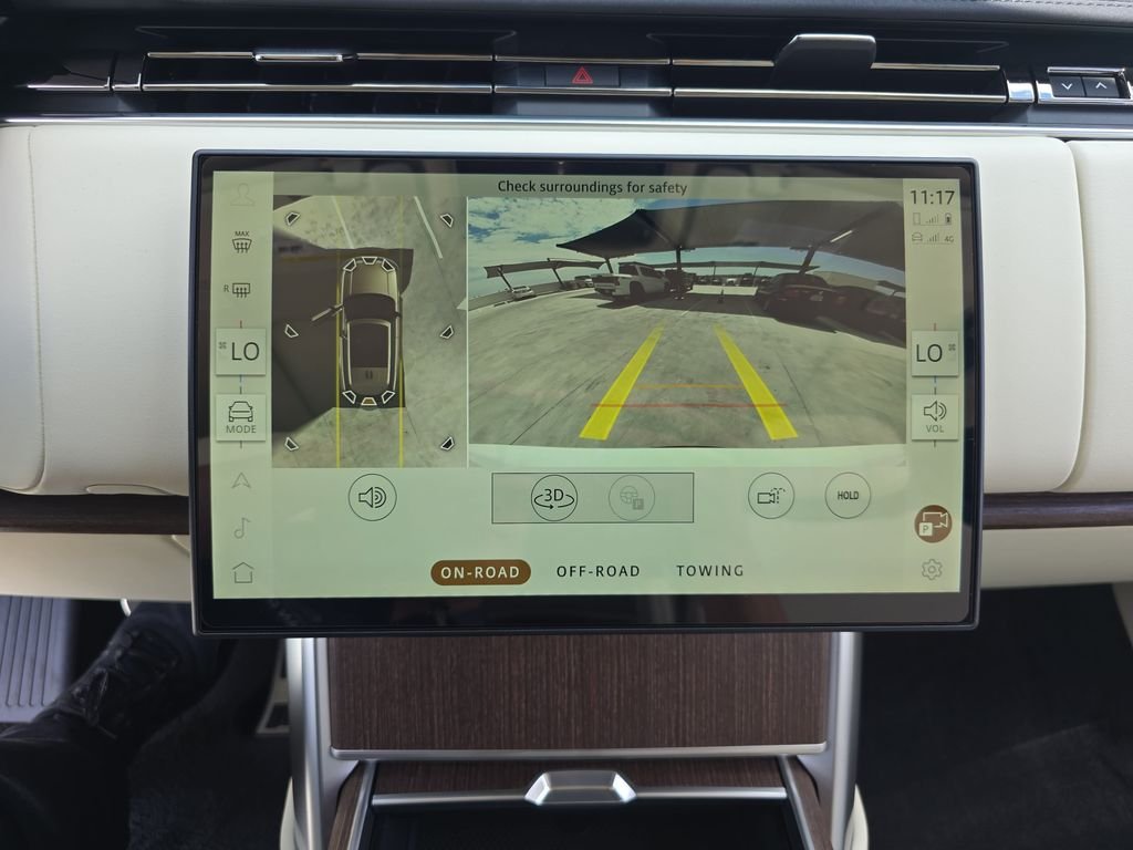 New 2026 Fuji White Land Rover SE image 25