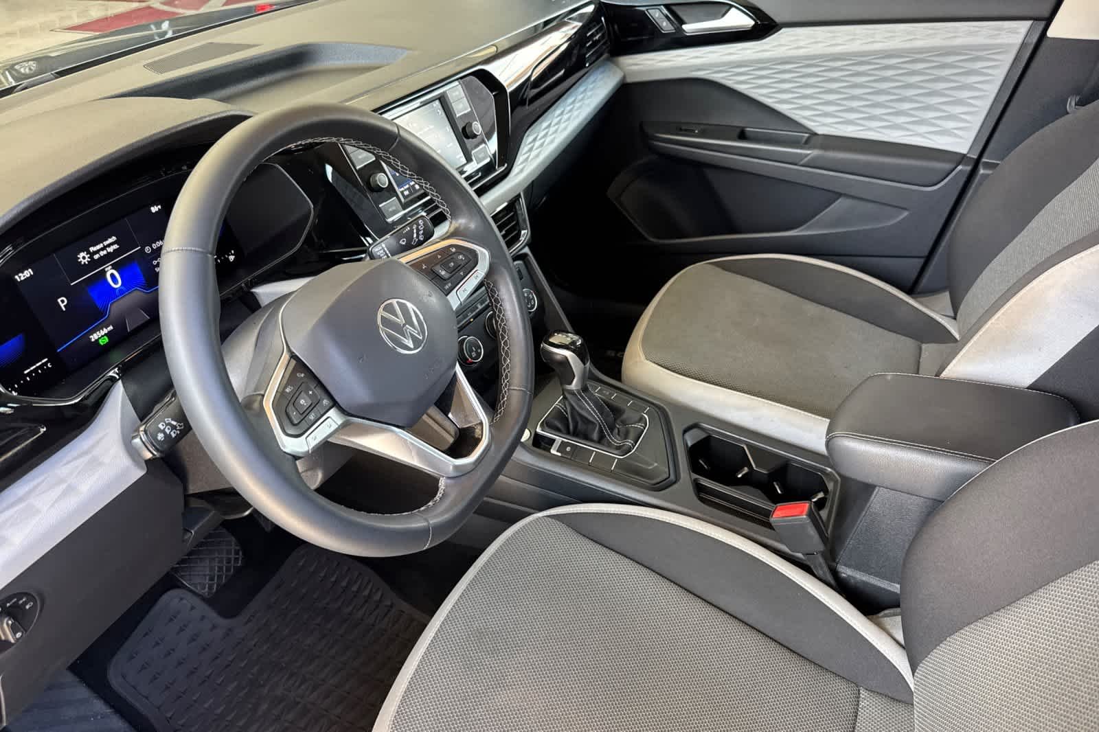 Used 2022 Platinum Gray Metallic Volkswagen S image 11