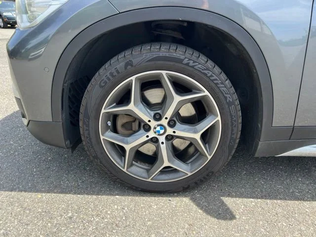Used 2016 Mineral Gray Metallic BMW xDrive28i image 10