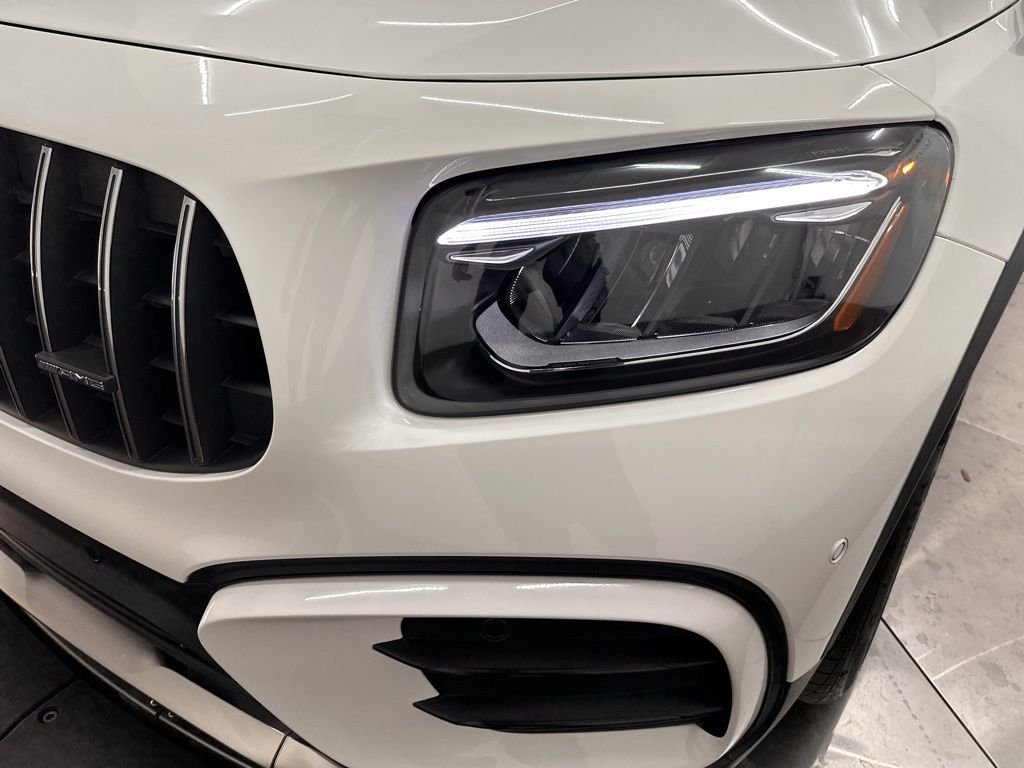 New 2026 Polar White Mercedes-Benz AMG® GLB 35 4MATIC® SUV image 31