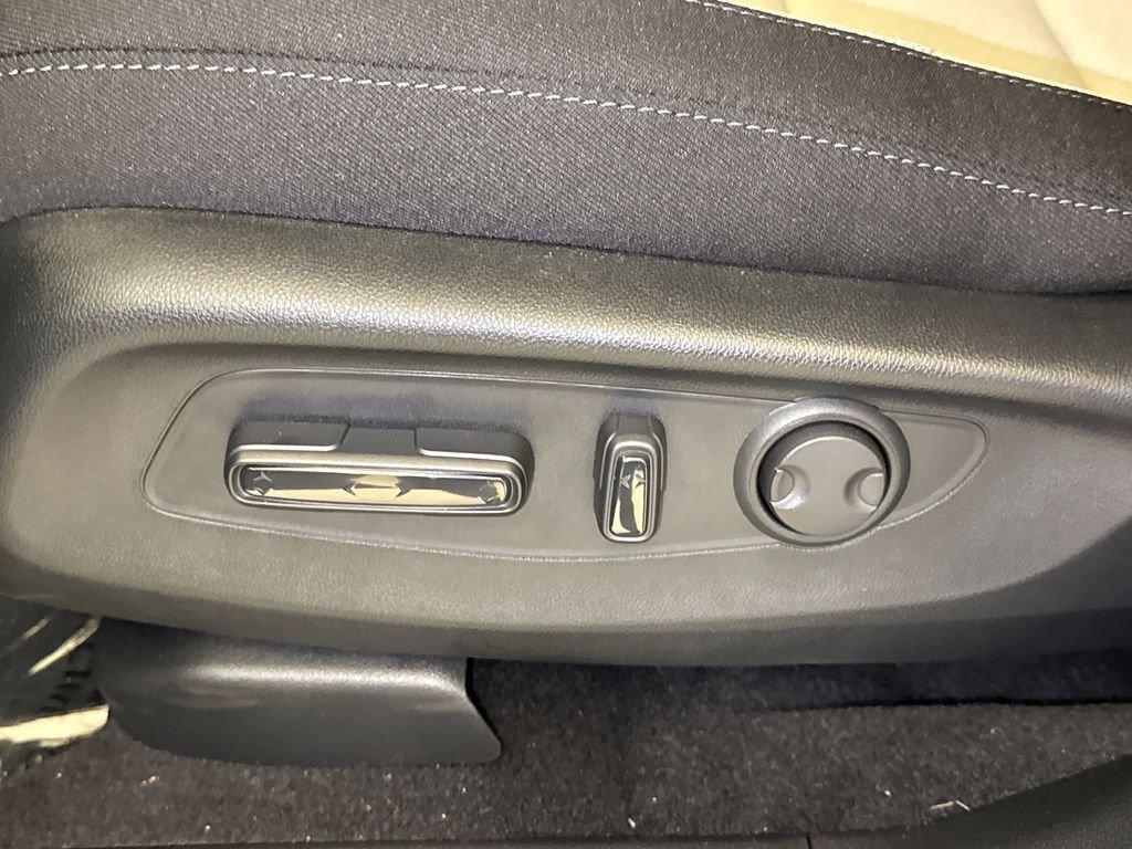 2026 Honda CR-V EX - Photo 23