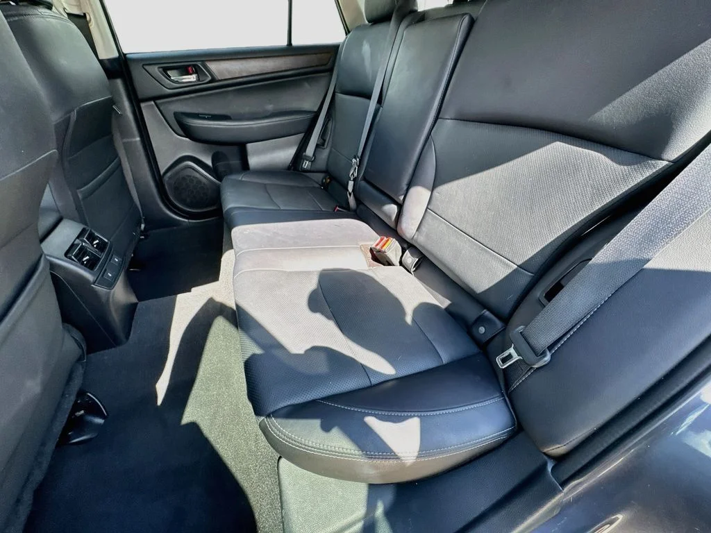 Used 2017 Gray Subaru 2.5i image 31