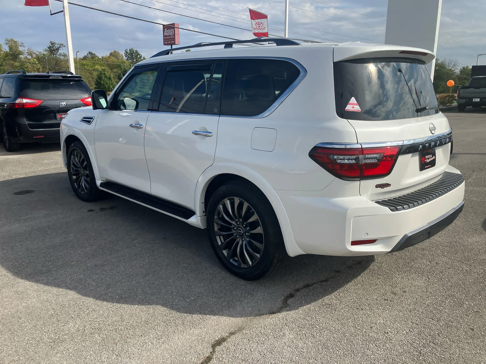 Used 2024 Aspen White Tricoat Nissan Platinum image 5