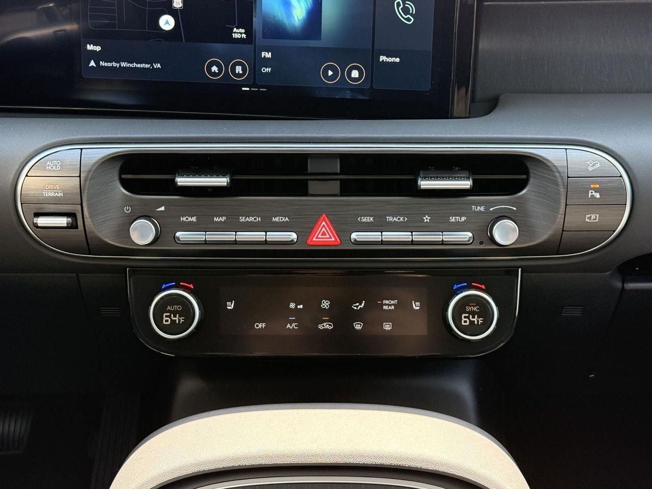New 2026 Creamy White Pearl Hyundai SEL AWD image 26