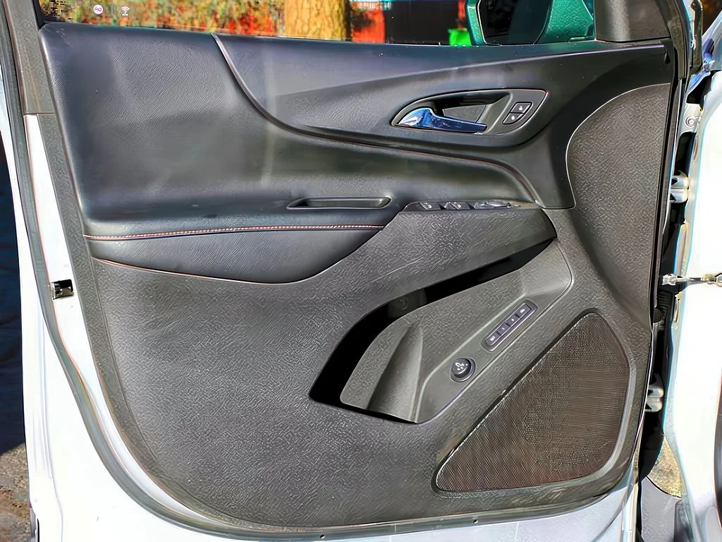 2019 Chevrolet Equinox Premier - Photo 13