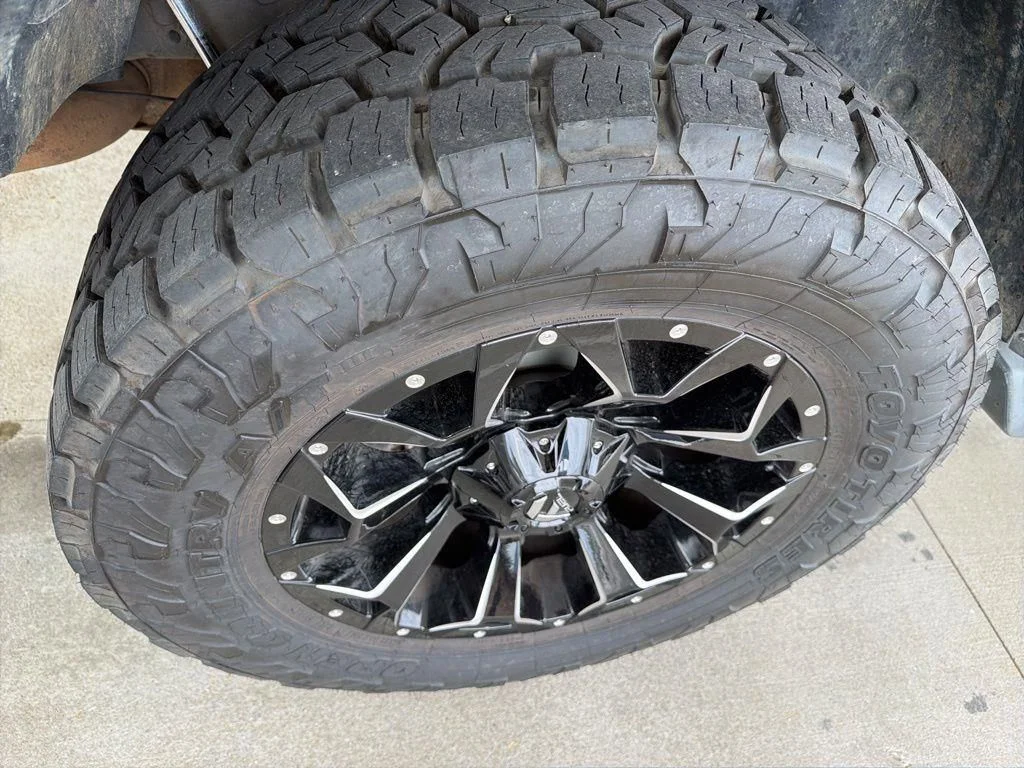 Used 2020 Black Jeep Unlimited Sahara image 14