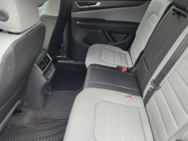 New 2026 Black Volkswagen 2.0T SEL image 22