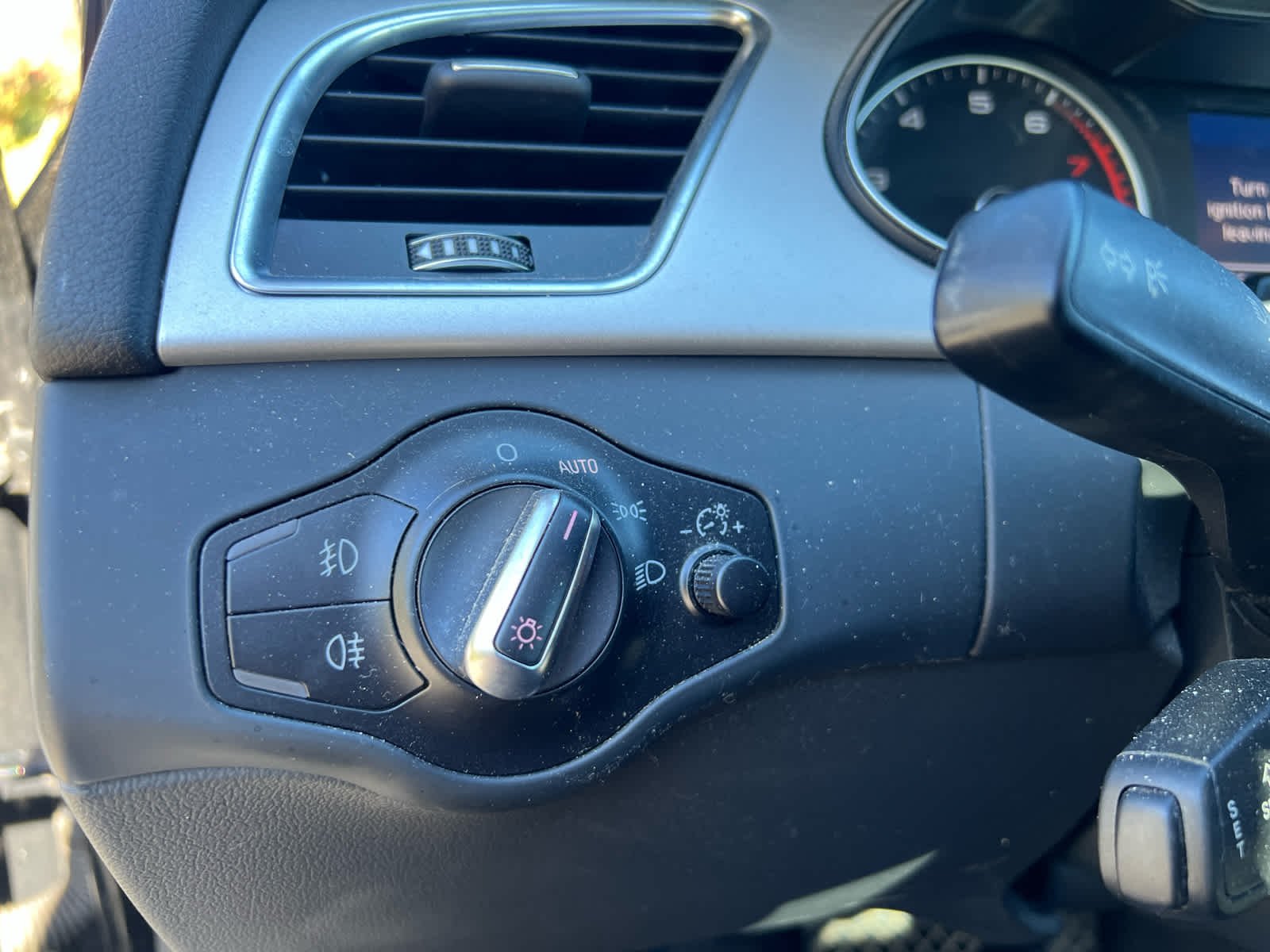 Used 2016  Audi Premium image 21