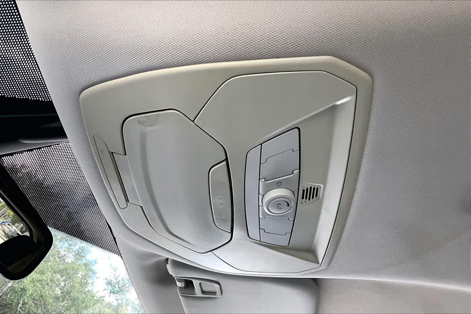 Used 2014 Ingot Silver Metallic Ford Titanium image 32